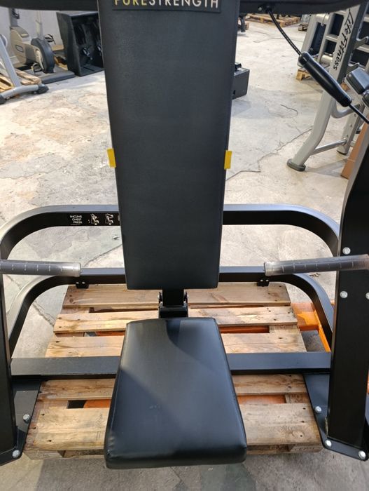 Technogym Pure Strength Chest Press