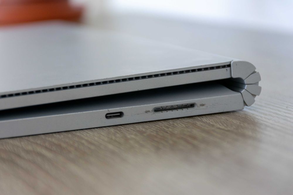 Laptop Microsoft Surface Book 3 15" I7 32GB RAM 1TB NVIDIA 1660 Ti 6GB