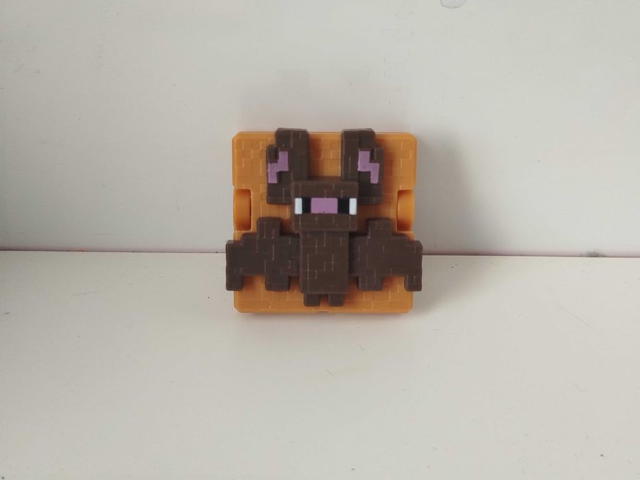 Figurka, zabawka Kinder Joy Minecraft, nietoperz, spinacz, klips do papieru (4)