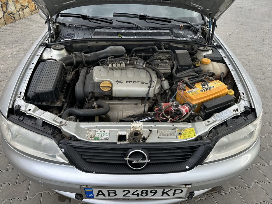 Продам Опель Вектра б 1999р 1.8 газ/бензин