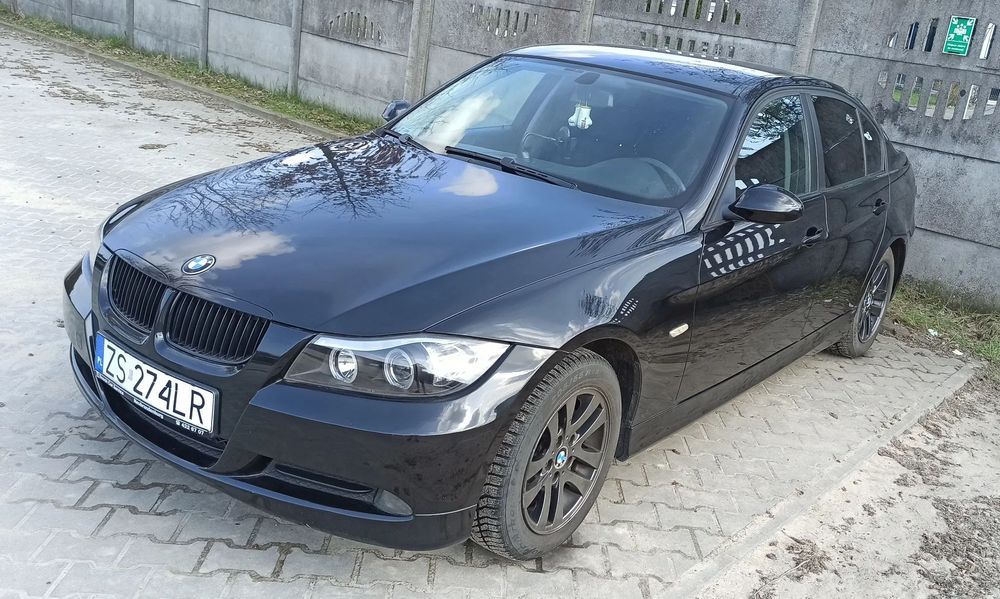 BMW Seria 3 BMW E90 318i Czarny 2.0 129KM 2006 z Niemiec