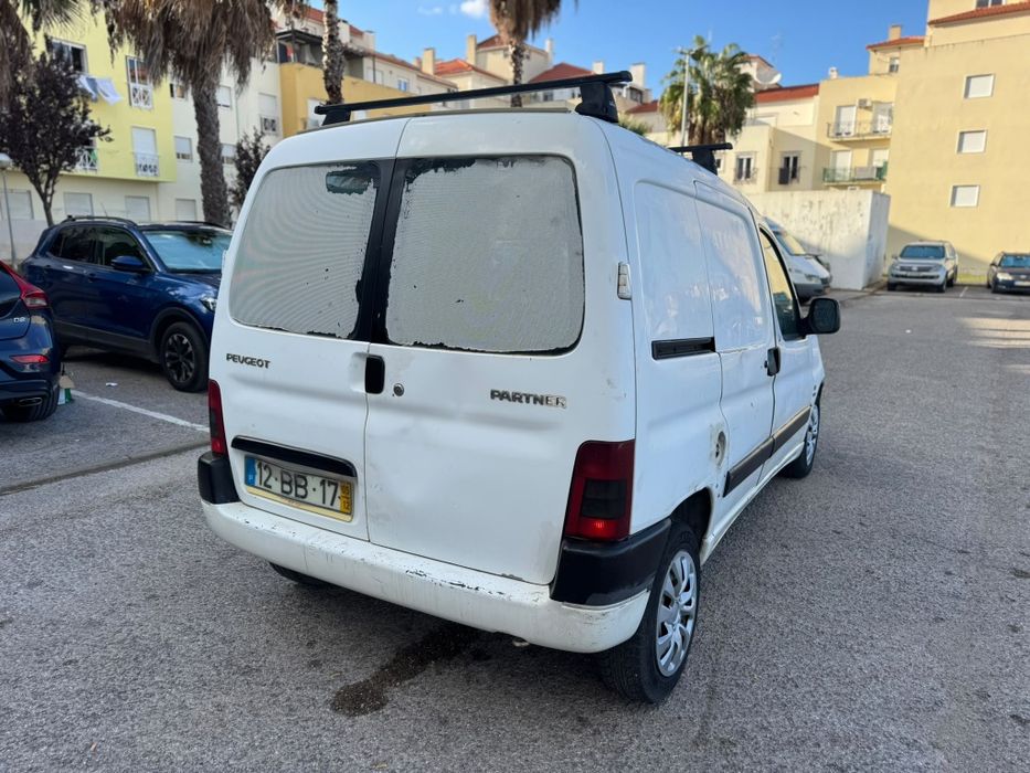 Peugeot partner 2.0 HDI (diesel)ano 2005 em bom estado geral.