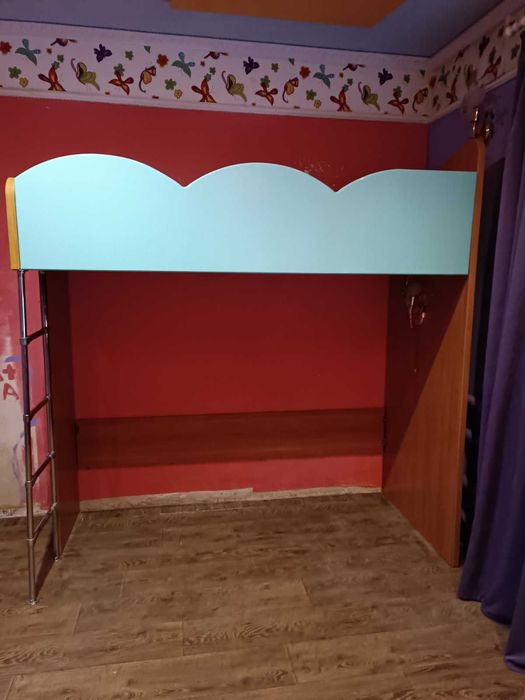 Кровать-чердак ліжко двох'ярусне