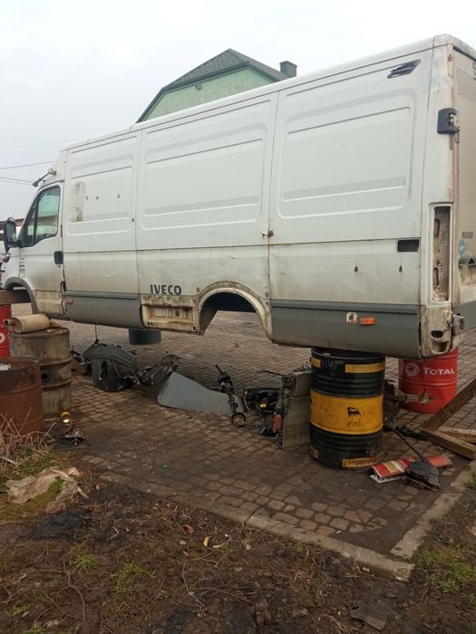 Івеко дейлі по запчастинах 2003 р євро3.