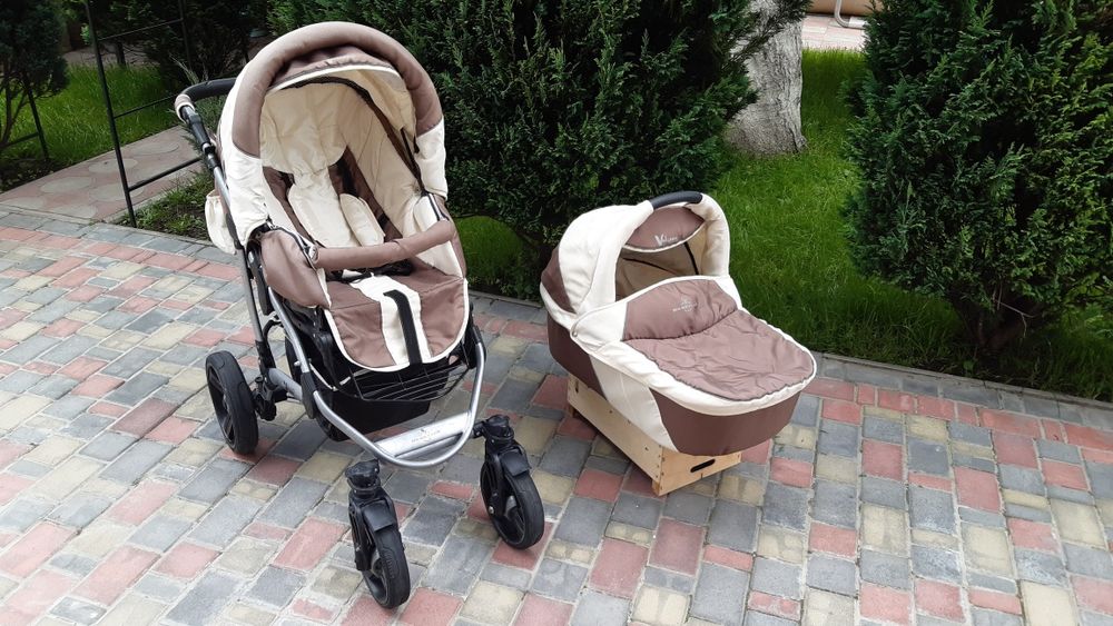Коляска дитяча прогулочна.