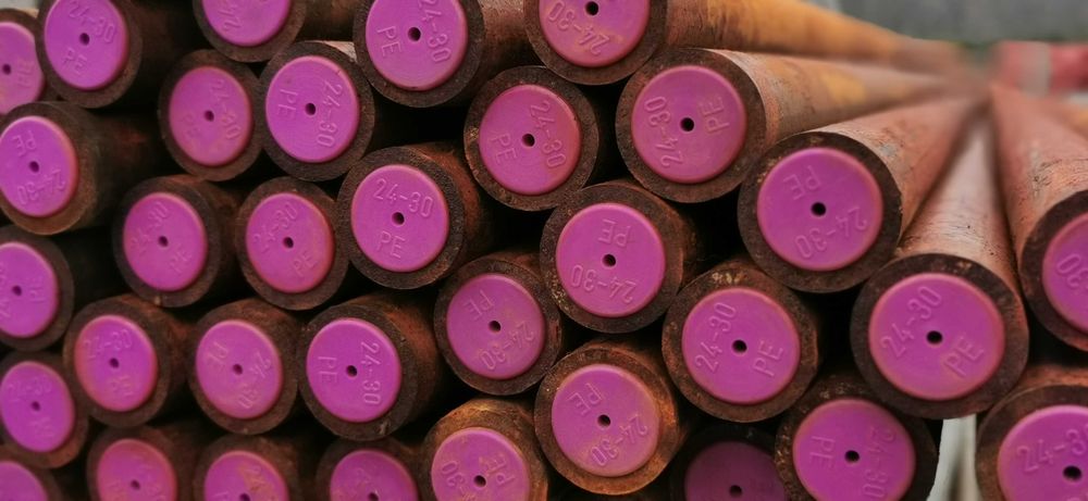 Rura stalowa, bezszwowa 38; 42,4; 60,3; czarna,