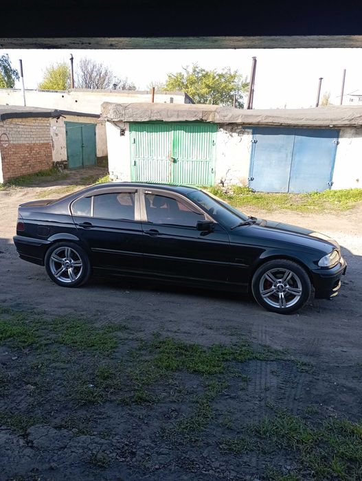 BMW 3 e 46 продам
