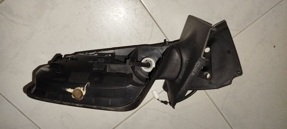 TOYOTA YARIS - Espelho Esquerdo (sem cobertura)
