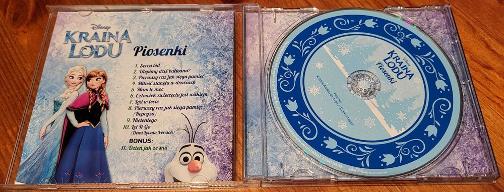Zestaw filmów dvd 6 sztuk: Dzwoneczek (Disney) + bonus Kraina Lodu CD