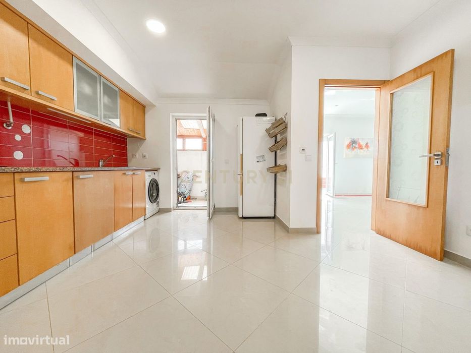 Penthouse em Ferrel, Peniche, com vista mar