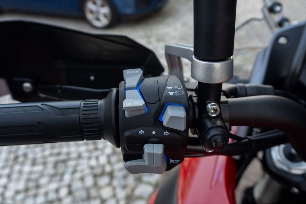 QJ Motor SRT 700 X - Garantia até 2031 - desde 120€/mês financiamento