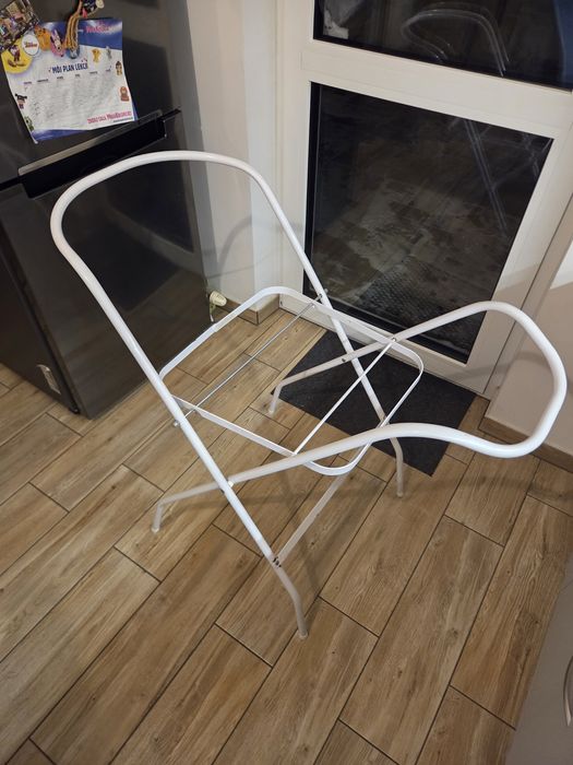 Wanienka że stelażem