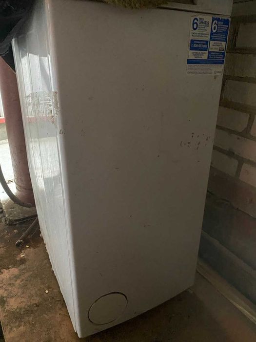 Пральна машина Indesit BTW D61053 (EU) - вертикальна