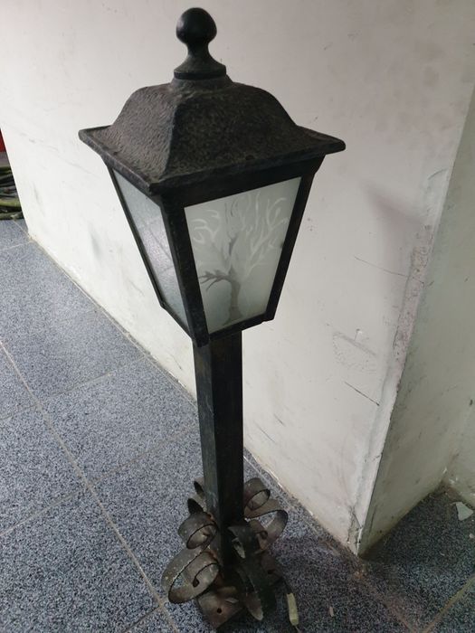 Candeeiro de jardim ou sala