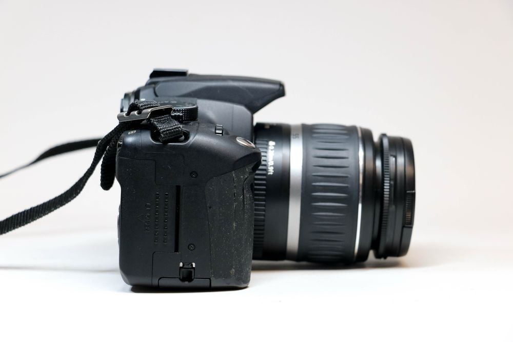 Canon EOS 350D + 18-55mm