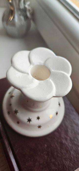 Świecznik w złote gwiazdki