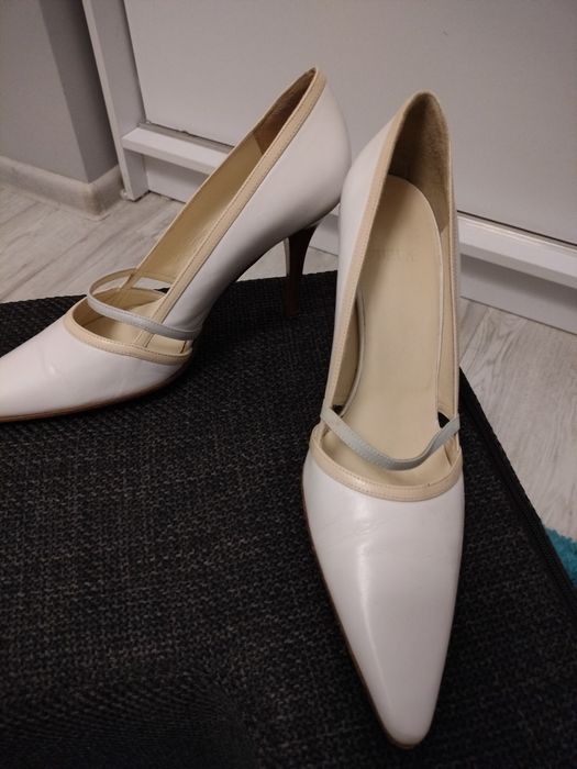 Buty ,szpilki włoskie Furla skóra