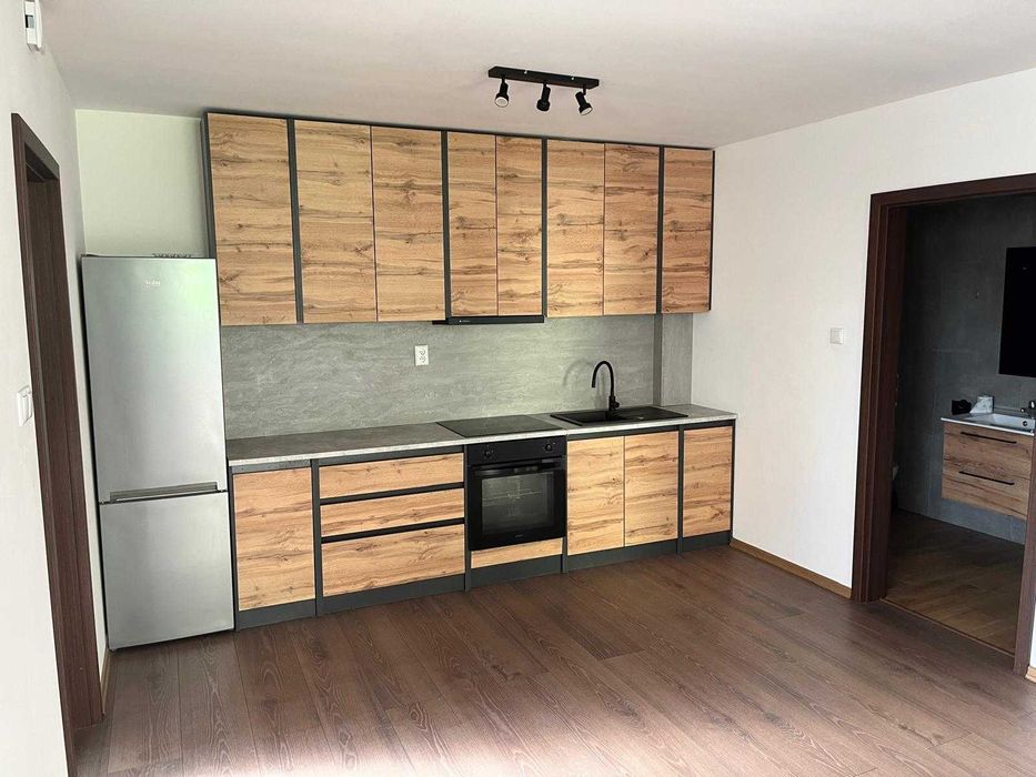 Wynajmę mieszkanie 2 pokoje plus aneks kuchenny, 56 m2, bezczynszowe