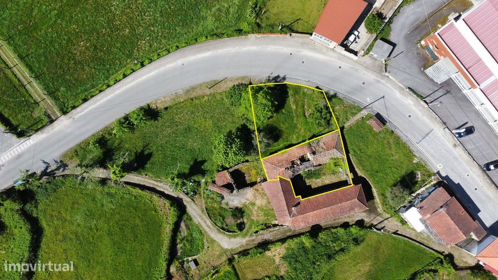 Moradia em granito – São Pedro do Sul