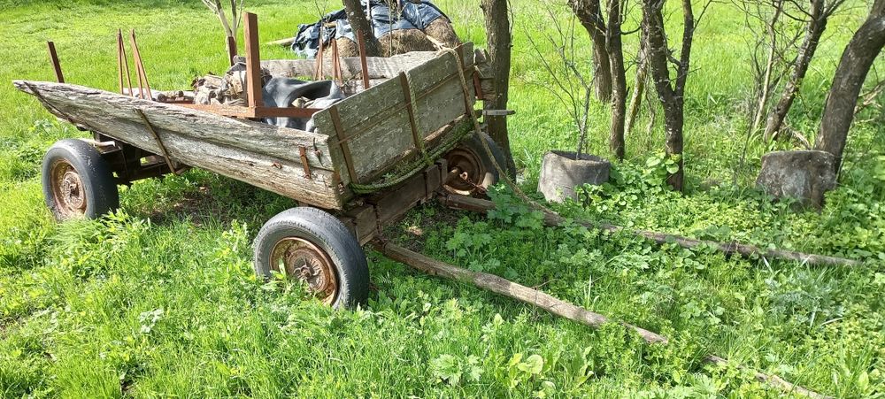 Продам телегу (бричку)