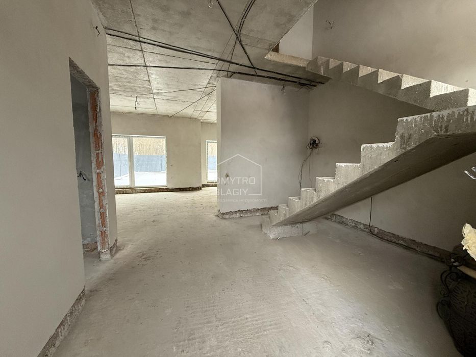 Продаж котеджау Брюховичах (Район Грінвуд)