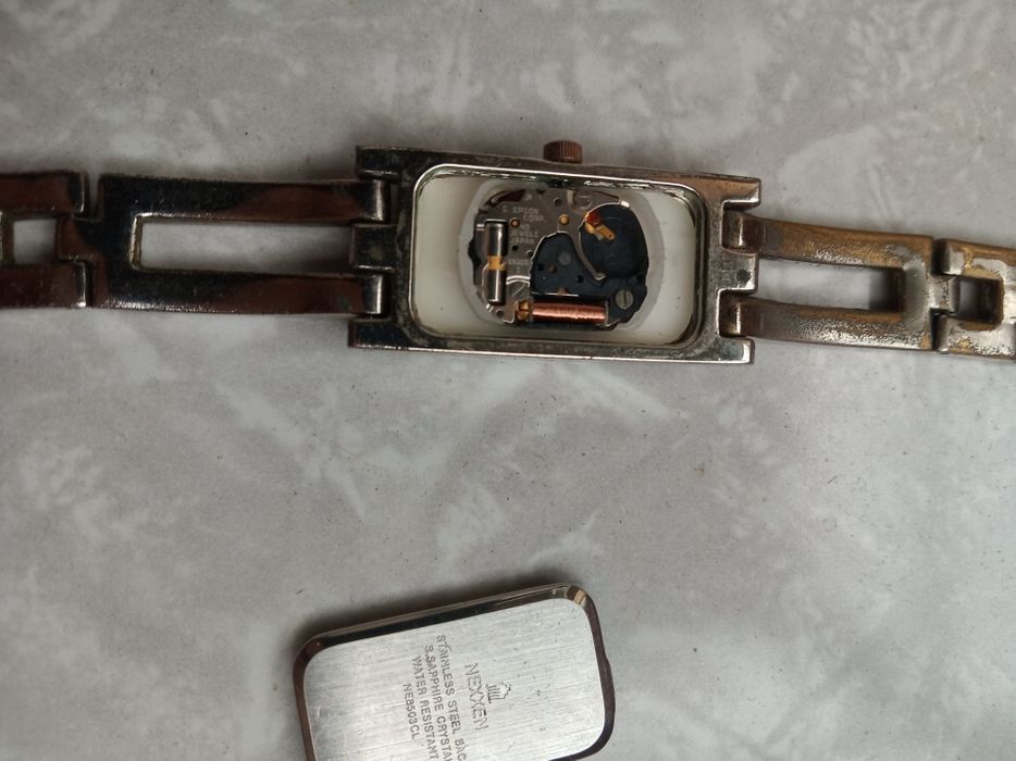 Продам женские часы Nexxen