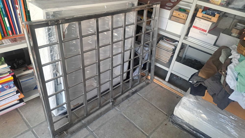 Oportunidade_ Grade em inox