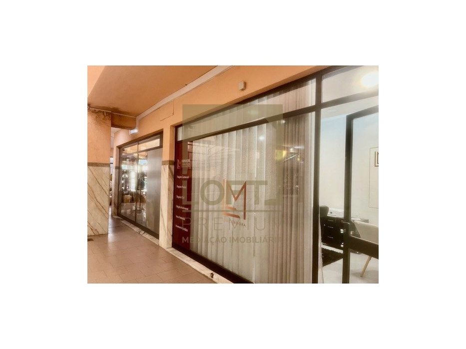 Loja no Centro das Taipas