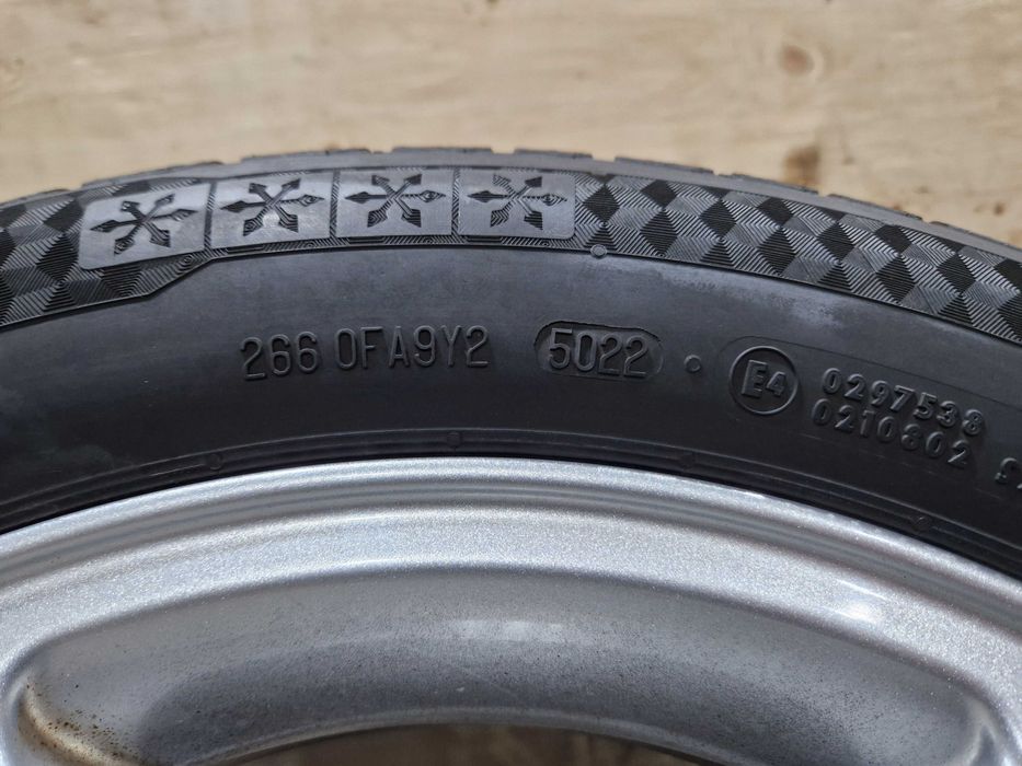 opony zimowe zima 4szt komplet 215/65 R16 SPORTIVA SNOW WIN3 z 2022r