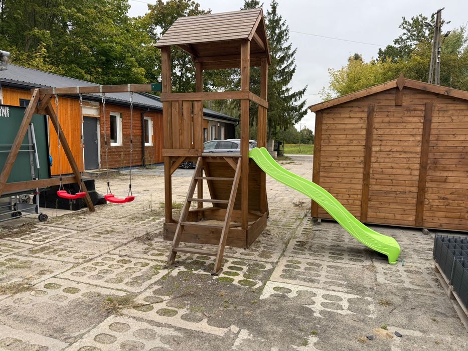 WYPRZEDAŻ swietny plac zabaw dla dziecka : zjezdzalnia, piaskownica