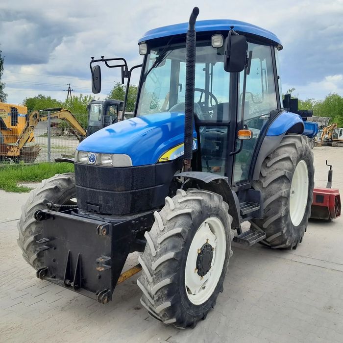 New Holland TD 60  Ciągnik rolniczy New Holland TD 60/Salon Polska/Pług śnieżny/3500mth.