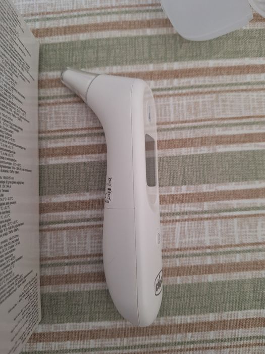 Termometro infravermelhos chicco YHT101