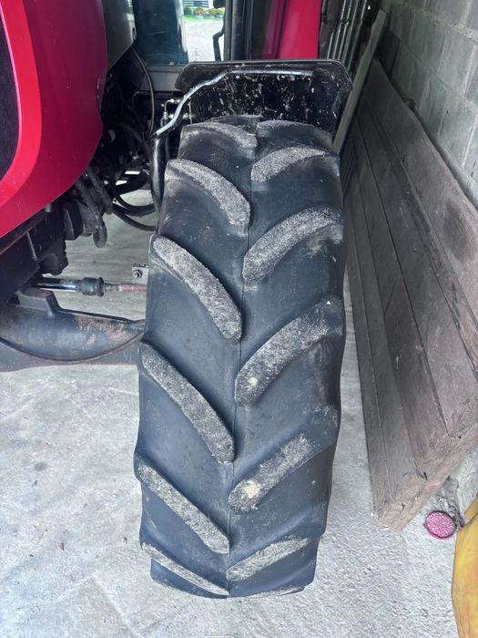 Przednie opony 340/85 R24