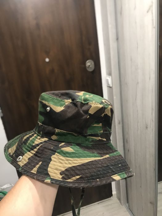 Kapelusz w kamuflarzu uk brytyjskim