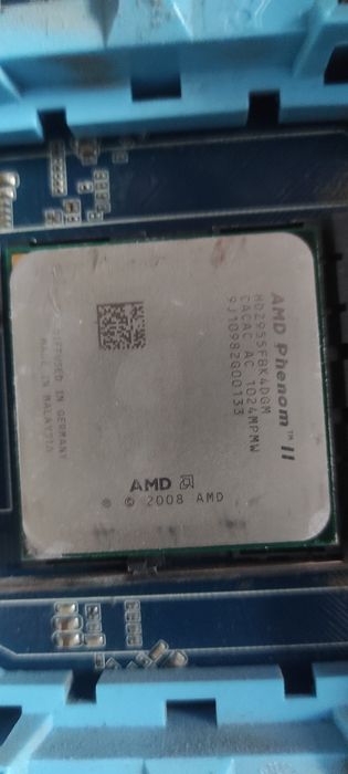 PC AMD Phenon II 3,2 GHz RAM 4 GB Seagate 500 GB