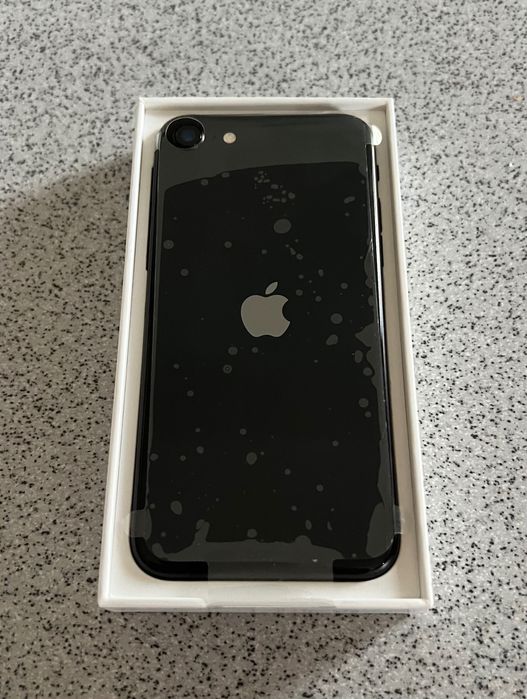 iPhone SE 2020 Black neverlock (Новий,не актвованний)