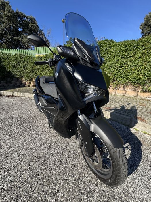 Yamaha xmax 300