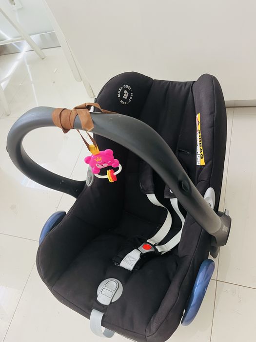 MAXI.COSI carrinho de bebé +ovo e alcofa