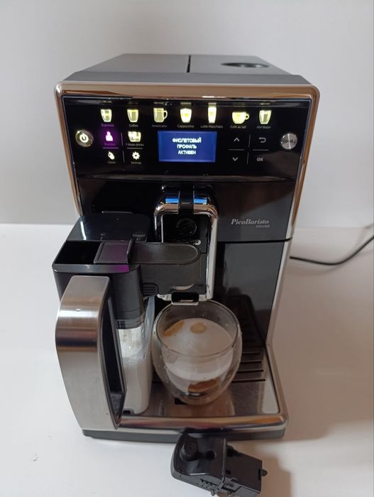 Кавомашина Saeco PicoBaristo Deluxe гарний стан є Вибір
