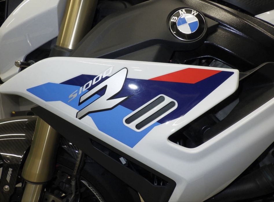 BMW S1000R 2023 рік