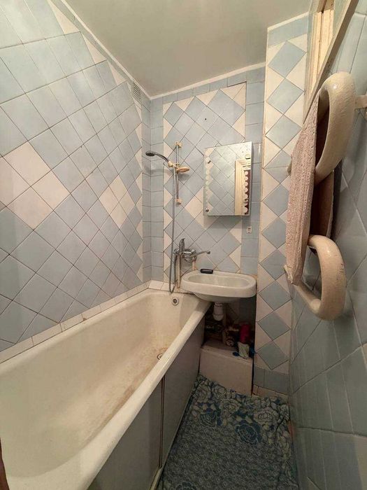 Продам 3-кімнатну квартиру в спецпроекті, вул. Старорізнична/Преображенська