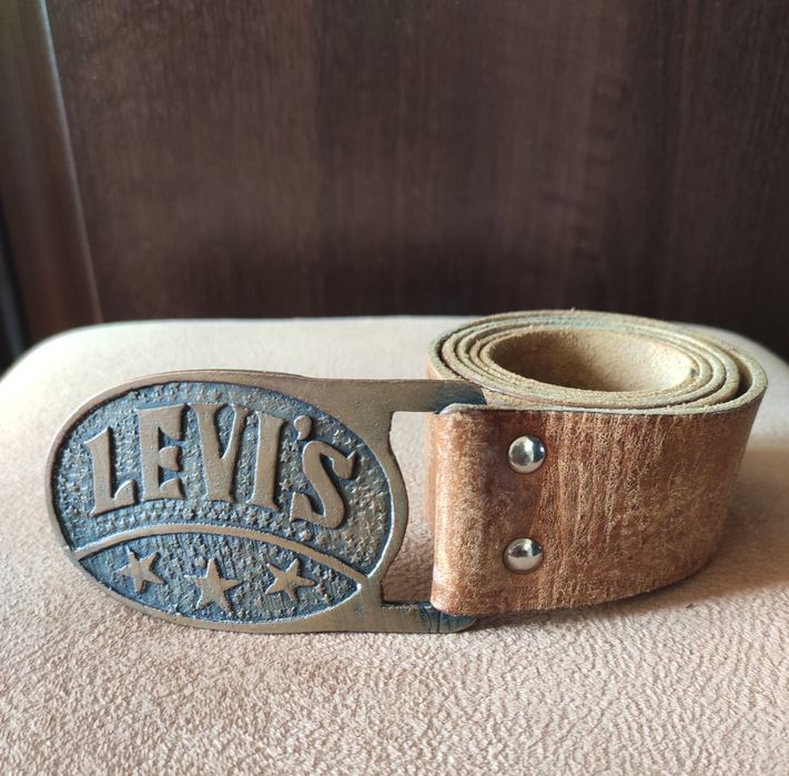 Ремень Levi's кожаный