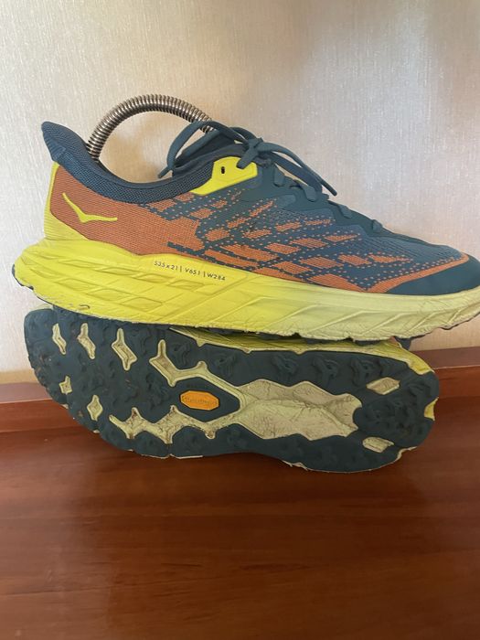 Hoka Speedgoat 5, розмір 41