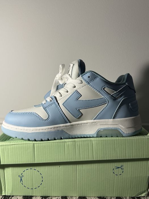 Buty off white out of office