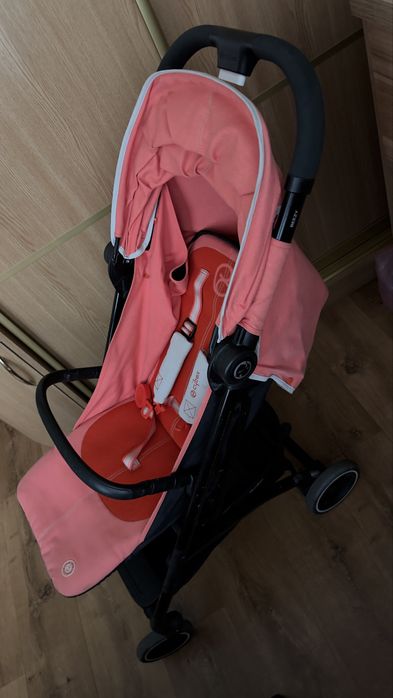 Прогулочна коляска Cybex Beezy