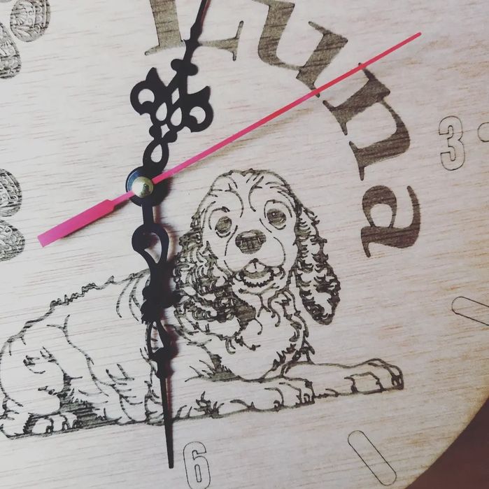 Relógios de parede personalizáveis