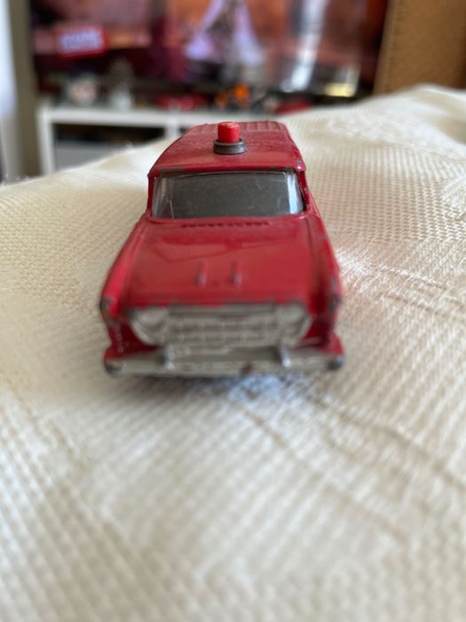 Dinky Toys fire chief’s car