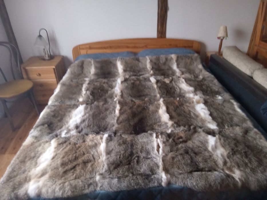 Narzuta koc z królik olbrzym belgijski