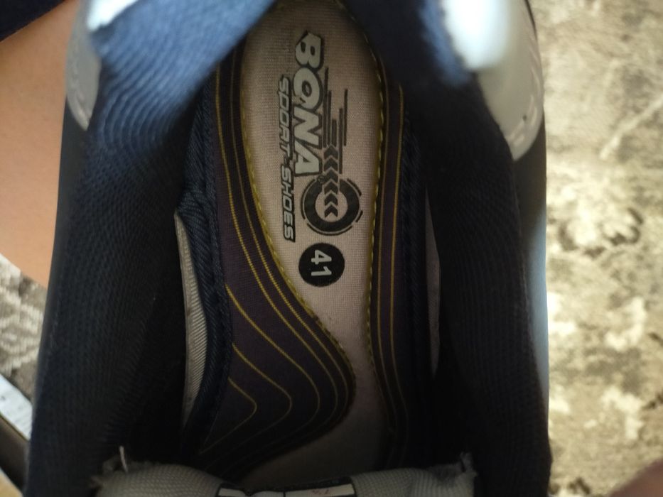 Нові кросівки, туфлі, черевики чоловічі, фірма Bona, розмір 41