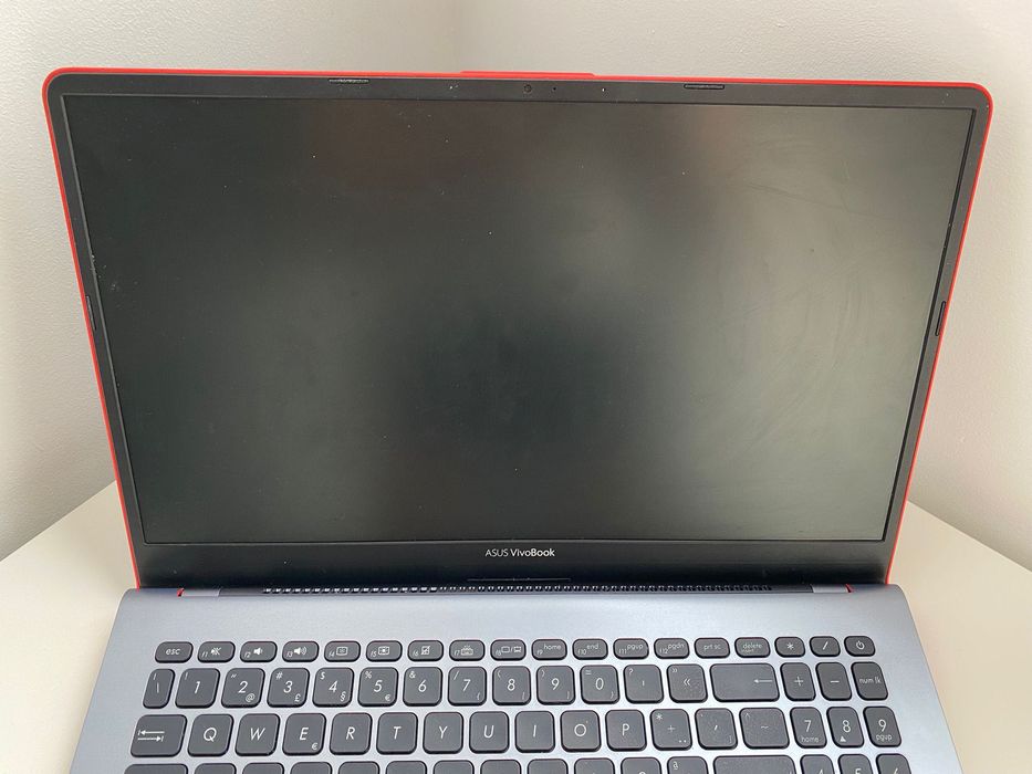 Asus VivoBook S15 – Portátil leve, rápido e pronto a usar